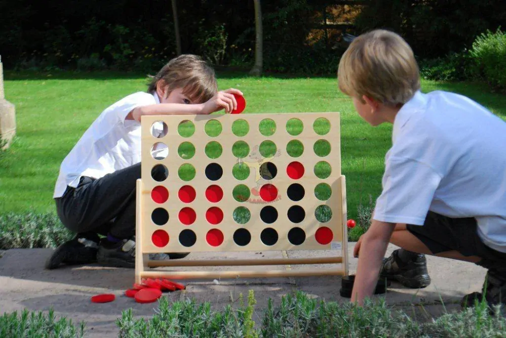 Obří dřevěné piškvorky