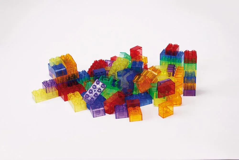 Průsvitné spojovací bloky