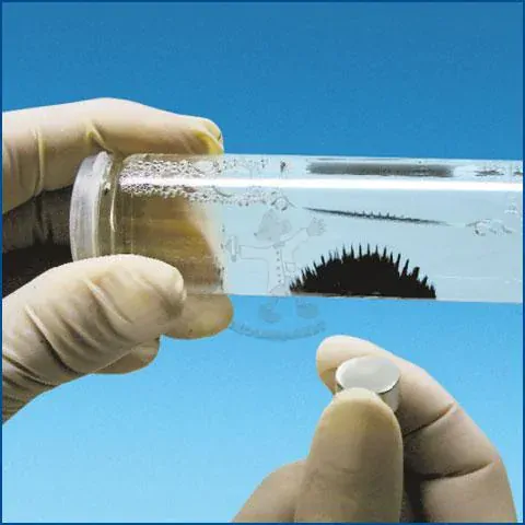 Kufřík nanotechnologie - NanoSchoolBox