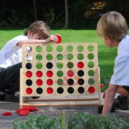 Obří dřevěné piškvorky